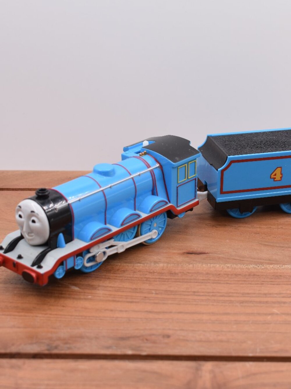 Gordon and Tender Tomy Plarail Trackmaster Battery Operated Thomas and Friends